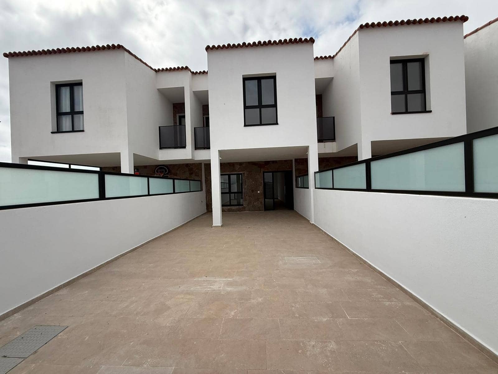 3 bedroom Apartment for sale in La Oliva - € 249,000 (Ref: 9110536)