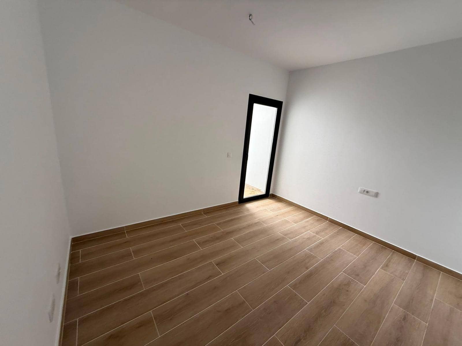 3 bedroom Apartment for sale in La Oliva - € 249,000 (Ref: 9110536)