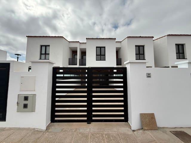 3 soveværelse Lejlighed til salg i La Oliva - € 249.000 (Ref: 9110536)