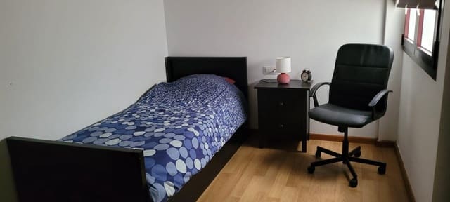 2 bedroom Apartment for sale in Puerto del Rosario - € 167,000 (Ref: 9110540)