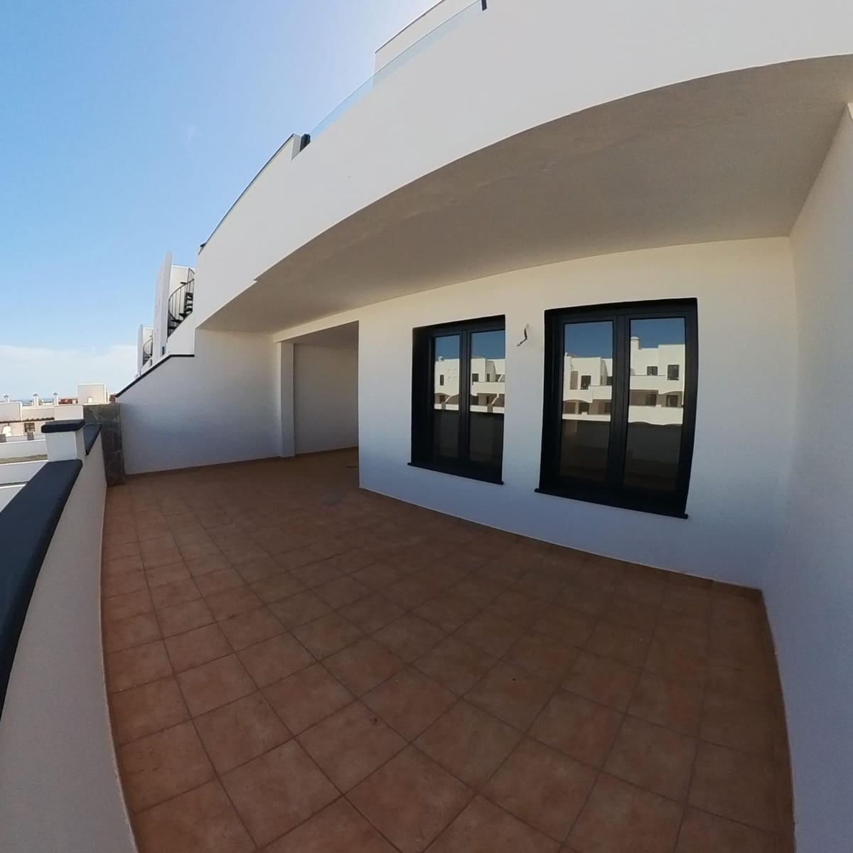 2 soveværelse Lejlighed til salg i Corralejo - € 245.000 (Ref: 9341411)