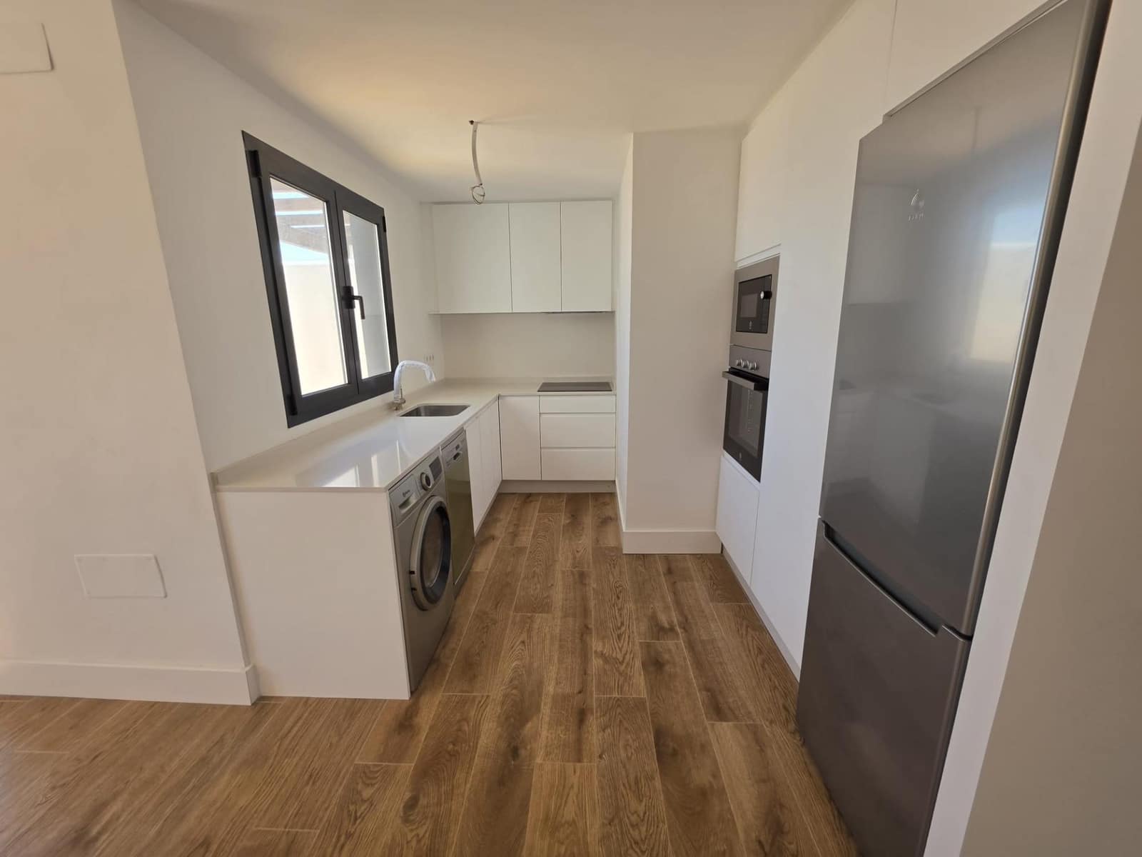 2 bedroom Penthouse for sale in Corralejo with pool - € 295,460 (Ref: 9341411)
