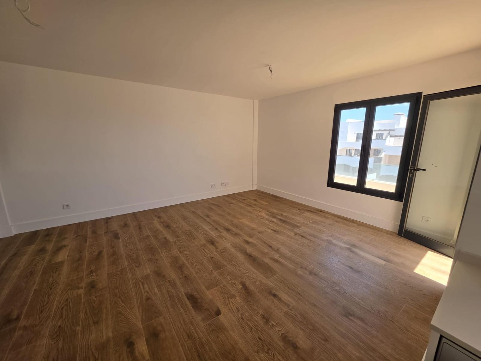 2 bedroom Penthouse for sale in Corralejo with pool - € 295,460 (Ref: 9341411)