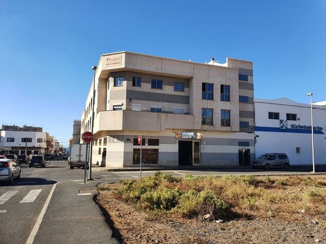 2 bedroom Flat for sale in Puerto del Rosario - € 125,000 (Ref: 9420020)