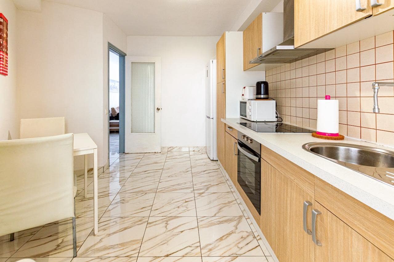 3 bedroom Apartment for sale in Corralejo - € 290,000 (Ref: 9420021)