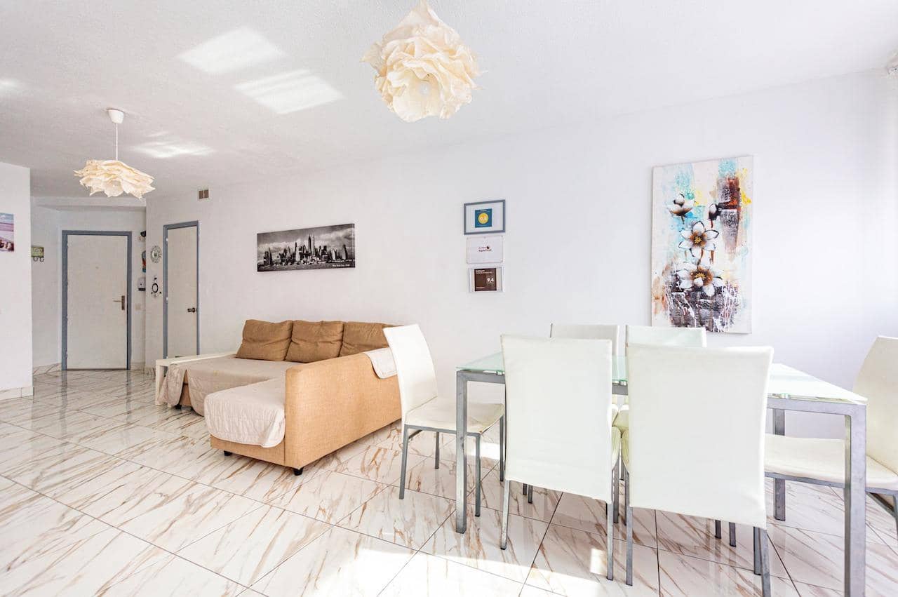 3 bedroom Apartment for sale in Corralejo - € 290,000 (Ref: 9420021)