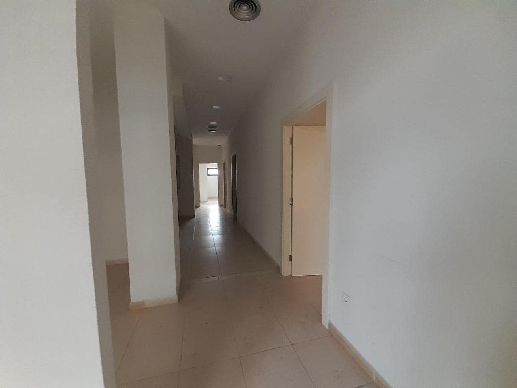 Commercial for sale in Puerto del Rosario - € 287,900 (Ref: 9422321)