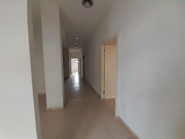 Commercieel te koop in Puerto del Rosario - € 287.900 (Ref: 9422321)