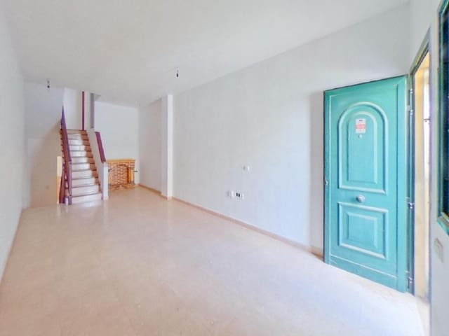 3 bedroom Apartment for sale in Puerto del Rosario with garage - € 200,000 (Ref: 9422323)