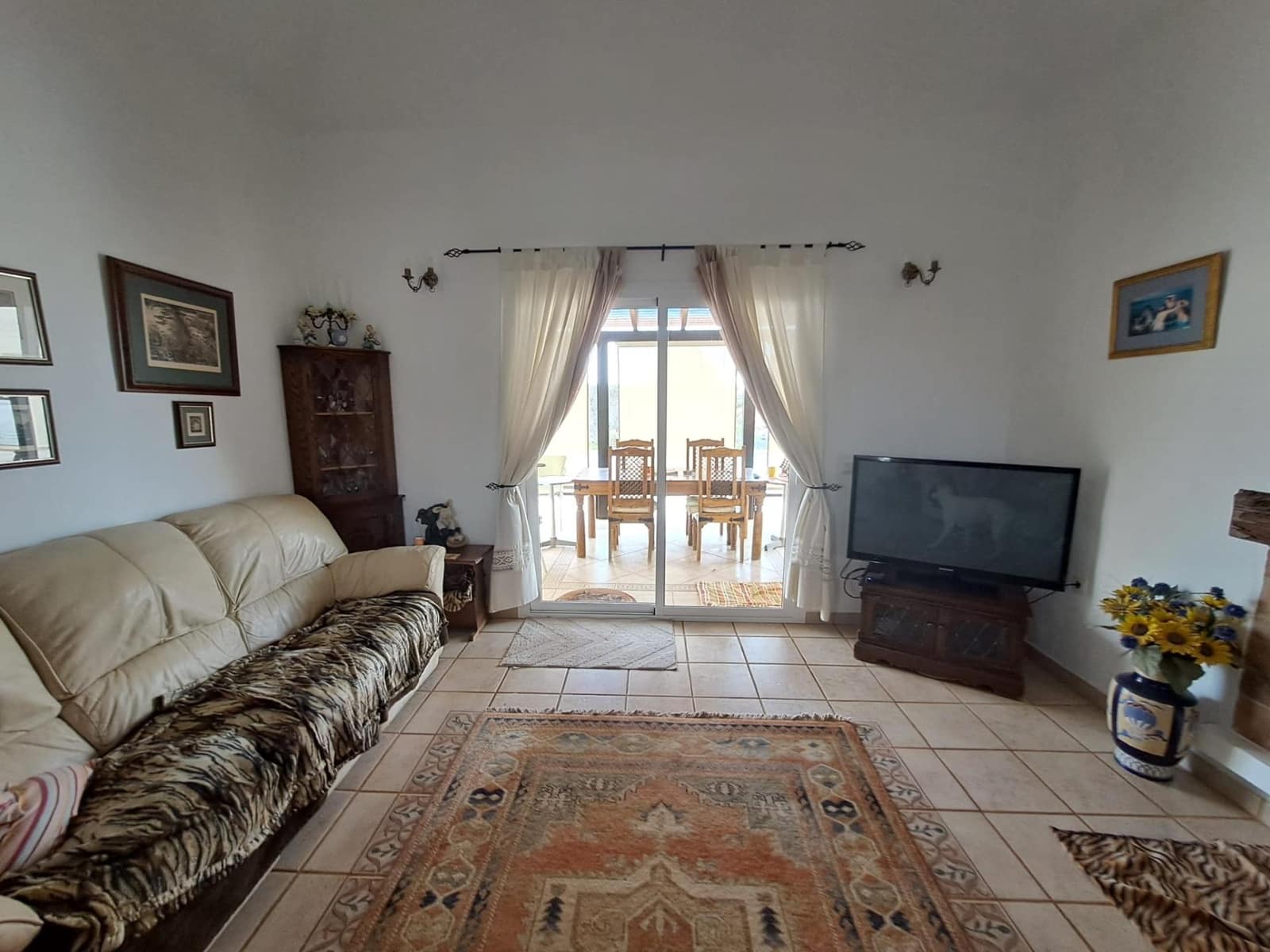 3 sypialnia Willa na sprzedaż w La Oliva z basenem garażem - 580 000 € (Ref: 9436113)