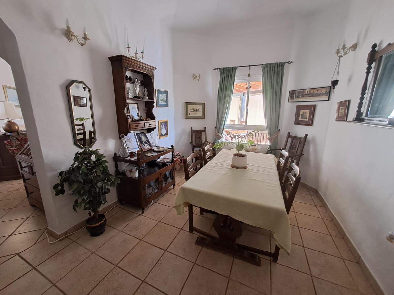 3 sypialnia Willa na sprzedaż w La Oliva z basenem garażem - 580 000 € (Ref: 9436113)