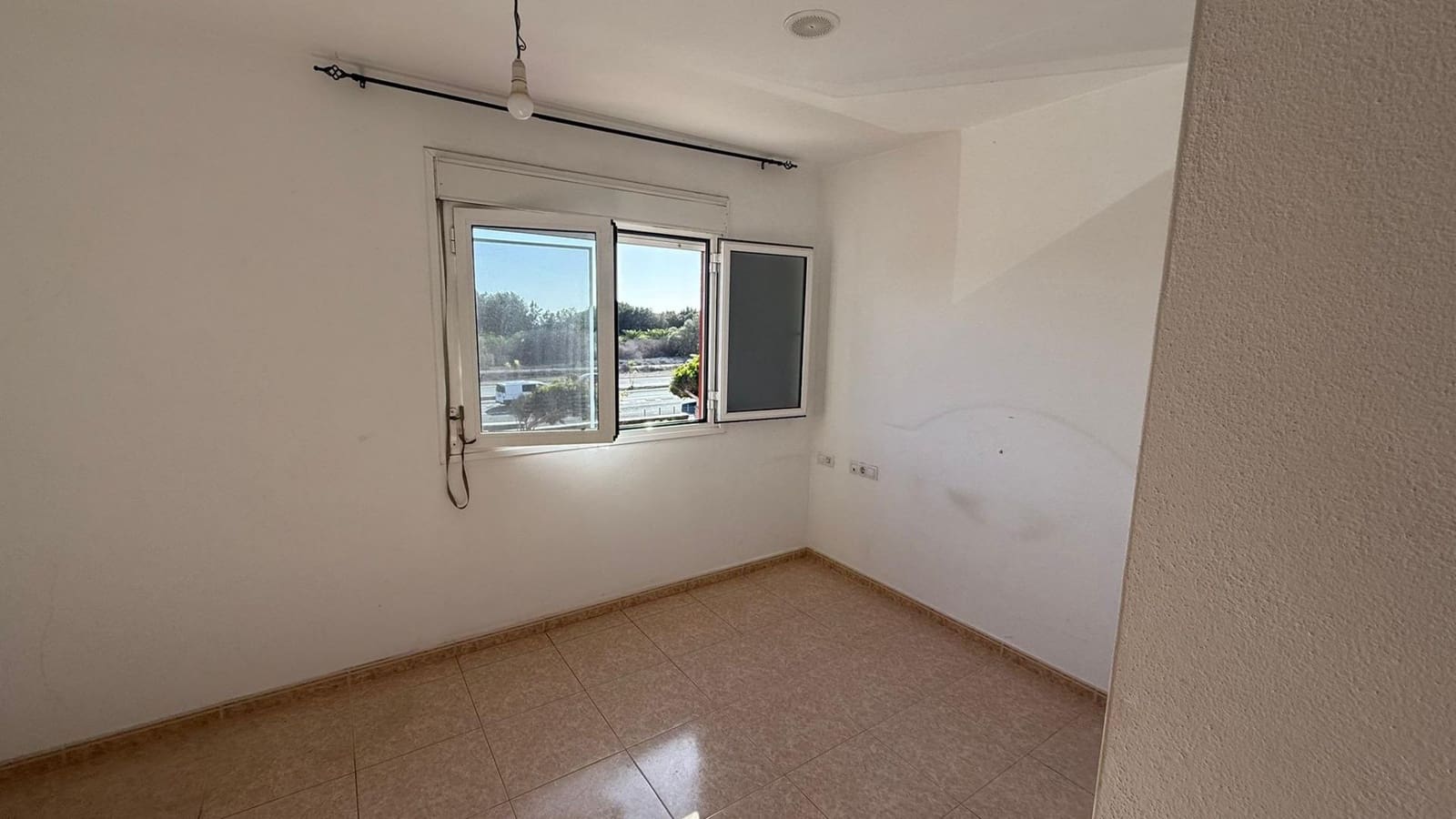 2 bedroom Apartment for sale in El Matorral with garage - € 180,000 (Ref: 9436114)