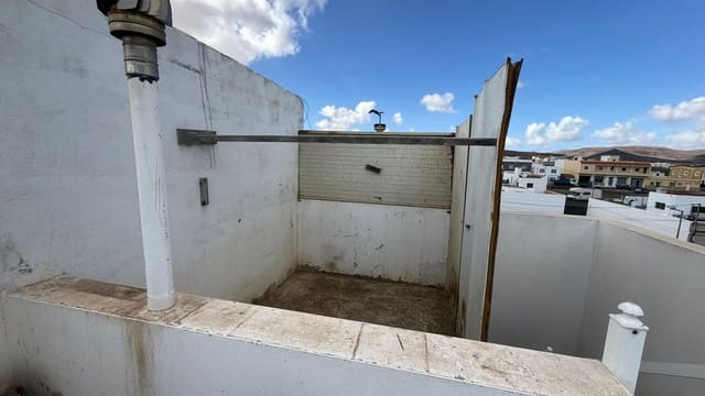 2 bedroom Apartment for sale in El Matorral, Puerto del Rosario with garage - € 180,000 (Ref: 9436114)