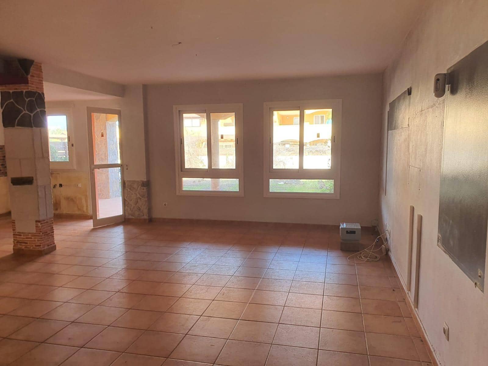3 Zimmer Wohnung zu verkaufen in Corralejo - 245.000 € (Ref: 9468610)