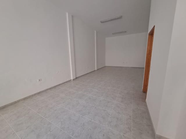 Comercial para venda em Corralejo, La Oliva - 190 000 € (Ref: 9586746)