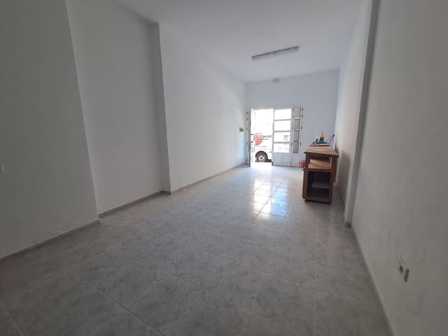 Comercial para venda em Corralejo, La Oliva - 190 000 € (Ref: 9586746)