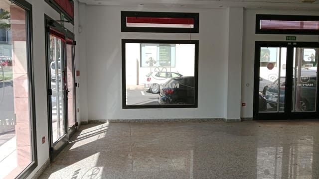 Kaupallinen myytävänä paikassa Puerto del Rosario - 199 000 € (Ref: 9586747)