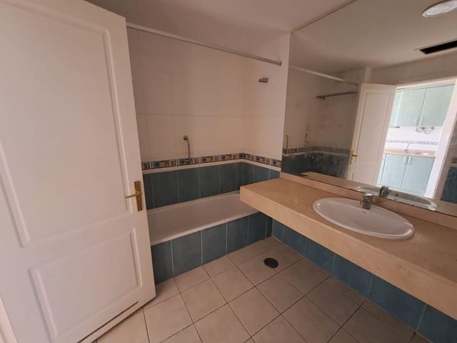 1 Zimmer Wohnung zu verkaufen in Corralejo, La Oliva mit Pool - 143.500 € (Ref: 9605215)