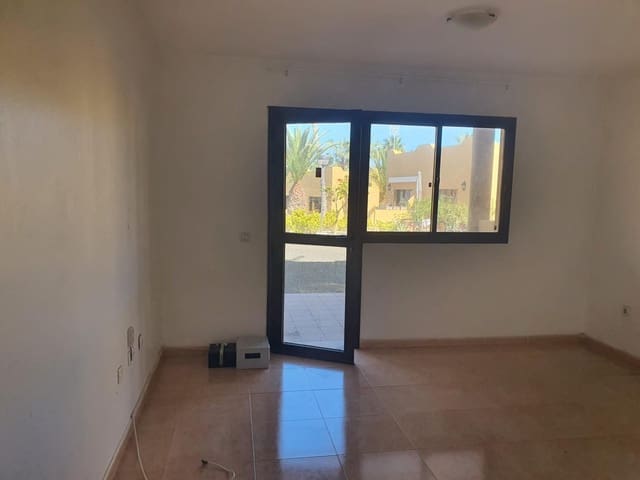 1 sypialnia Mieszkanie na sprzedaż w Corralejo, La Oliva z basenem - 163 800 € (Ref: 9656295)