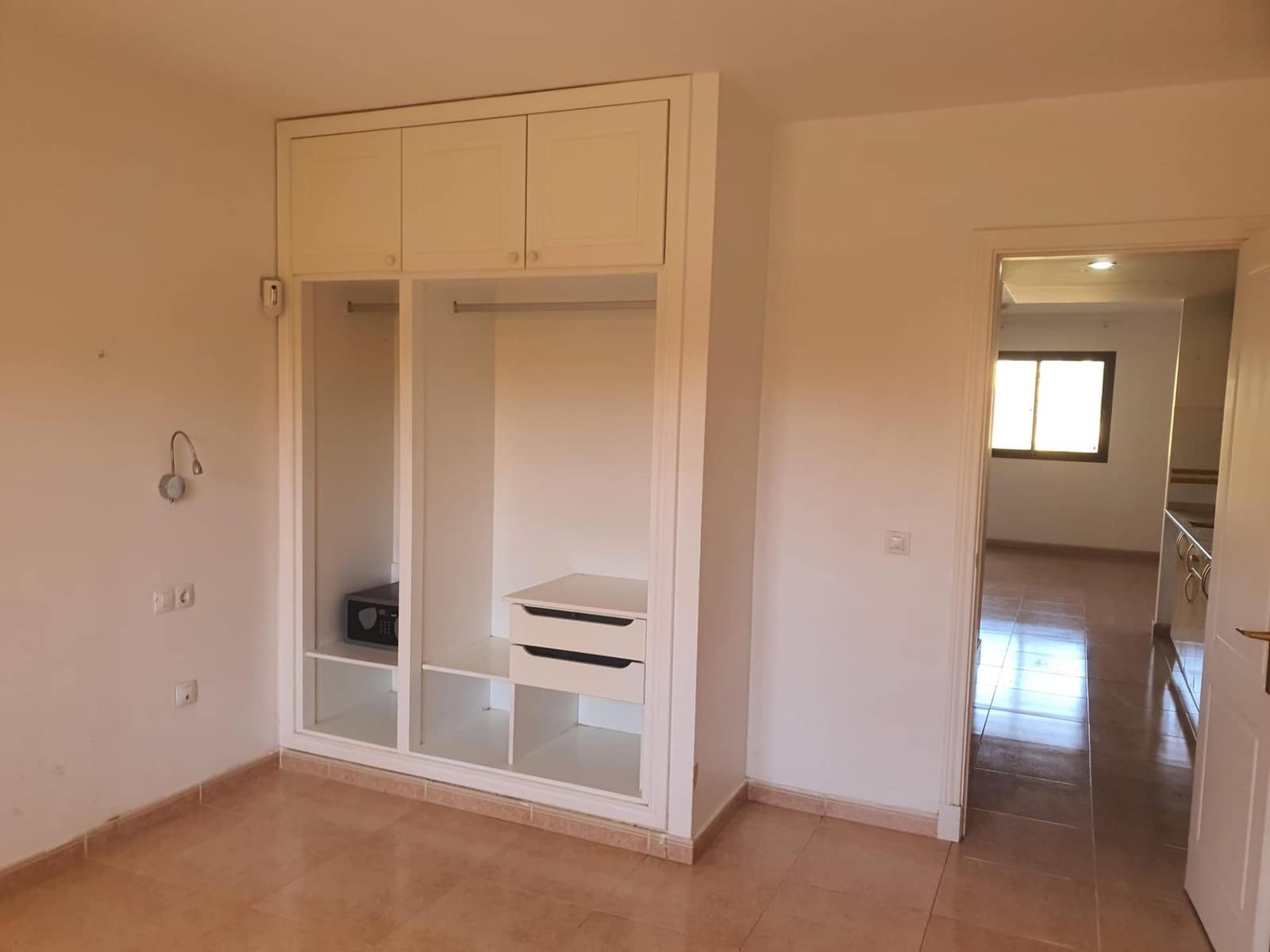1 bedroom Flat for sale in Corralejo with pool - € 163,800 (Ref: 9656295)