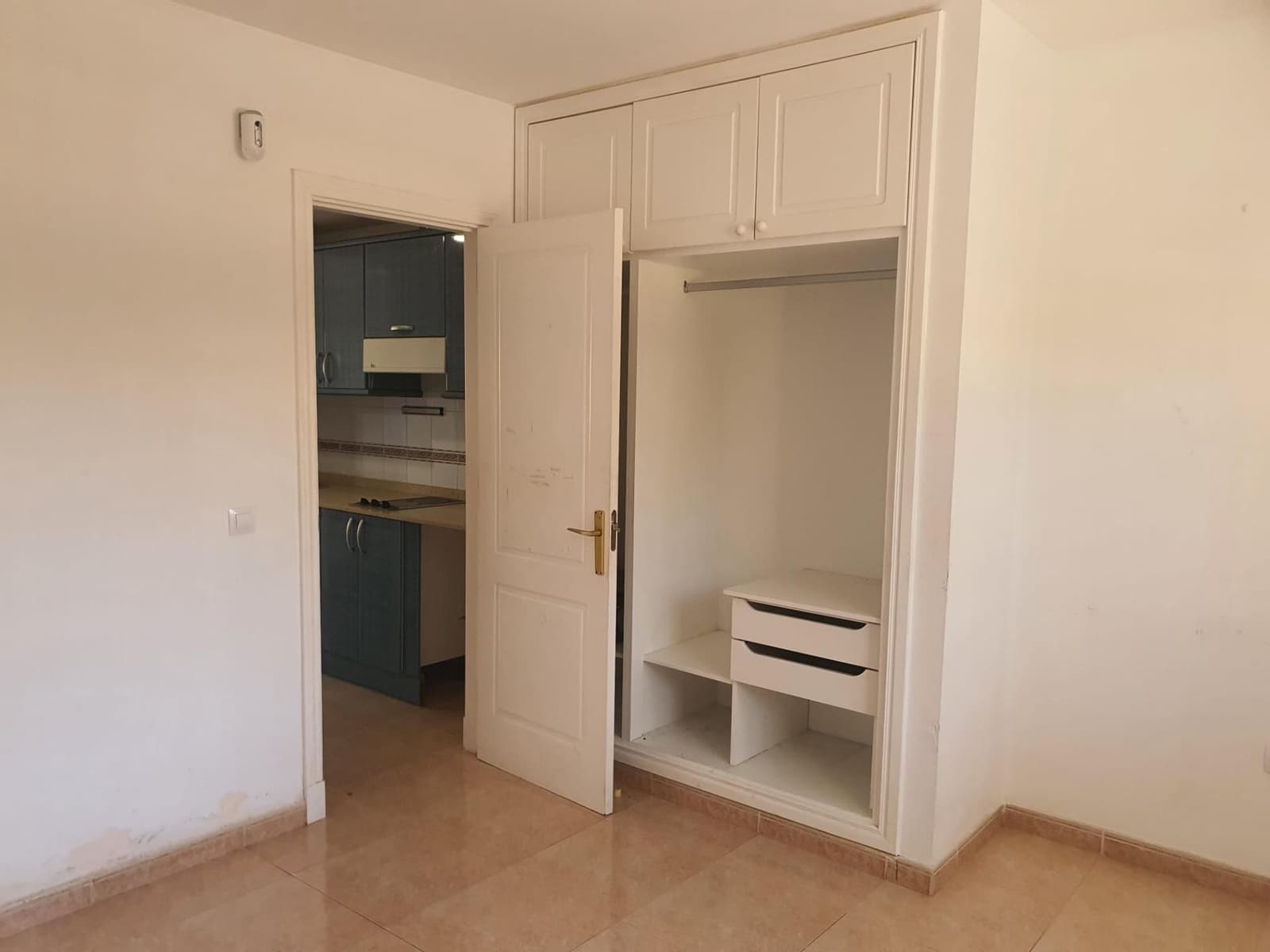 2 slaapkamer Flat te koop in Corralejo met zwembad - € 171.200 (Ref: 9656296)
