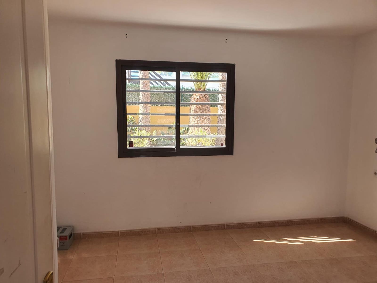 2 slaapkamer Flat te koop in Corralejo met zwembad - € 171.200 (Ref: 9656296)