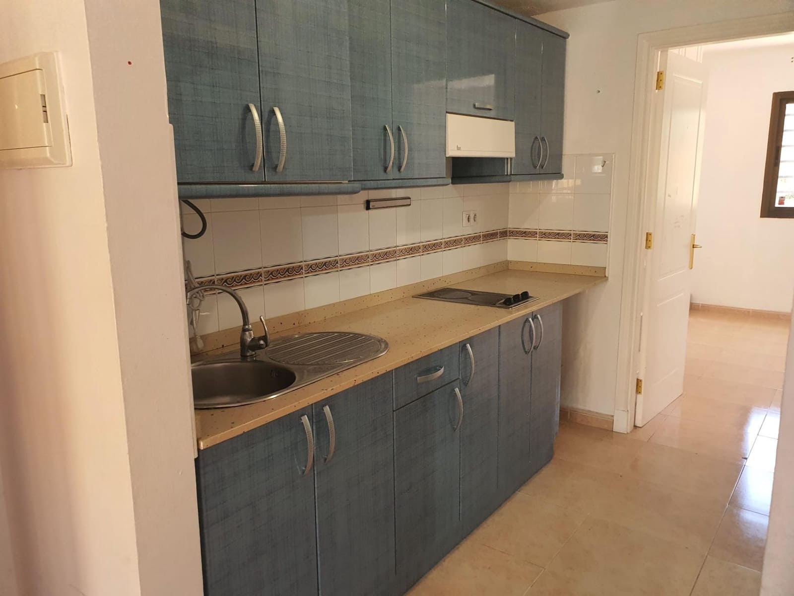 2 slaapkamer Flat te koop in Corralejo met zwembad - € 171.200 (Ref: 9656296)