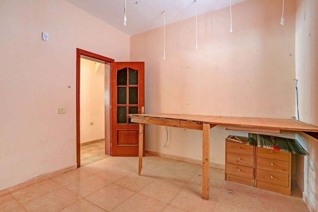 3 bedroom Villa for sale in Puerto del Rosario - € 219,000 (Ref: 9720214)