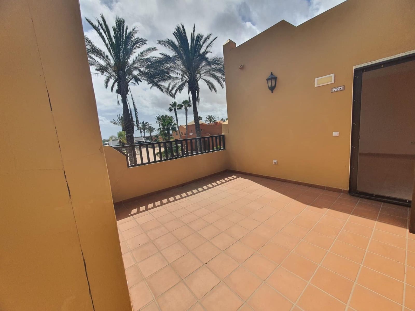 1 bedroom Flat for sale in Corralejo with pool - € 165,700 (Ref: 9735828)