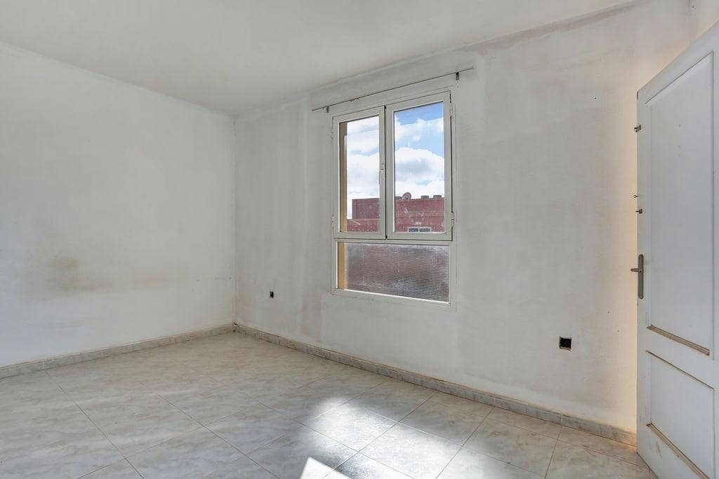 3 makuuhuone Huoneisto myytävänä paikassa Puerto del Rosario - 219 000 € (Ref: 9780776)