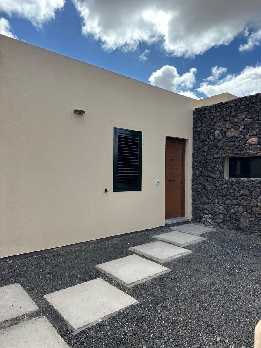 2 chambre Villa/Maison Mitoyenne à vendre à Corralejo - 315 000 € (Ref: 9787058)