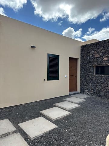 2 chambre Villa/Maison Mitoyenne à vendre à Corralejo, La Oliva - 315 000 € (Ref: 9787058)