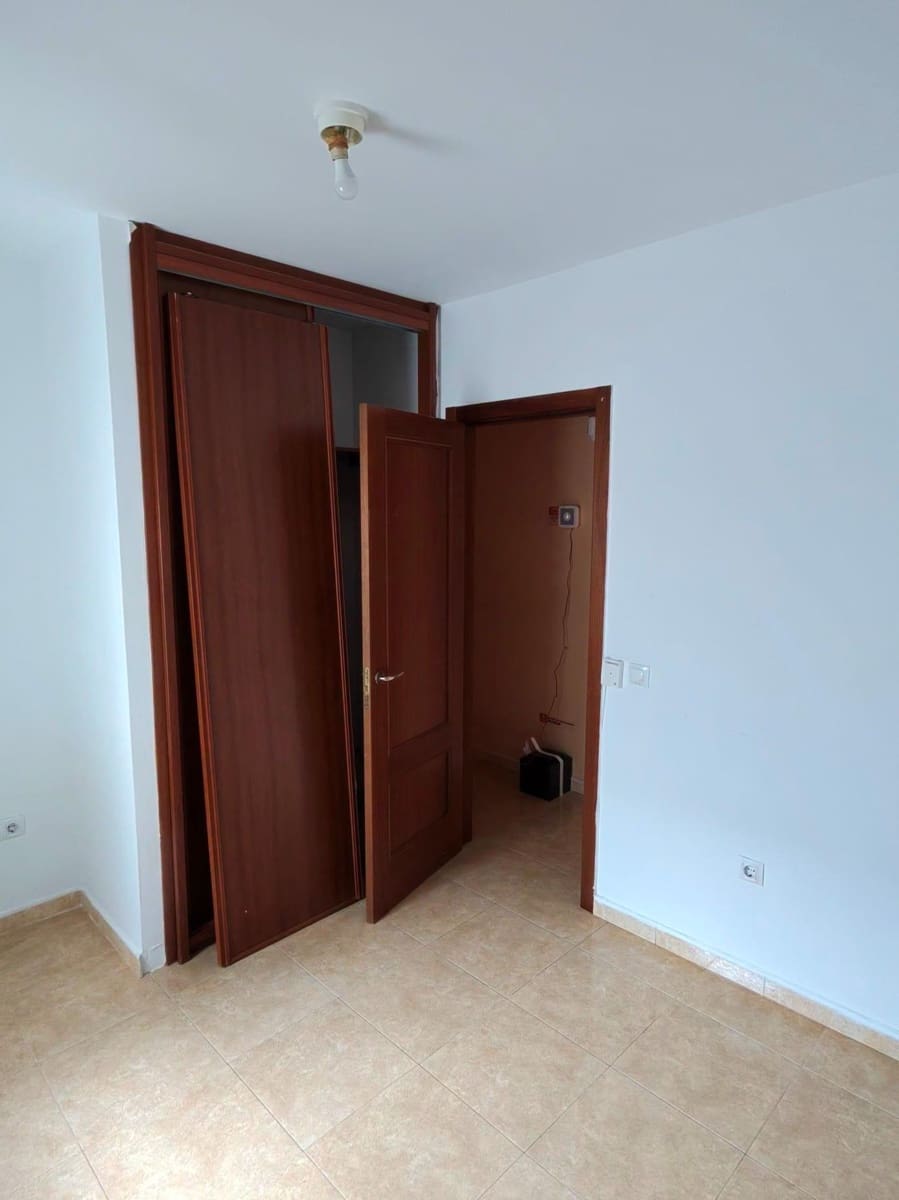 3 bedroom Flat for sale in Puerto del Rosario - € 164,100 (Ref: 9818112)