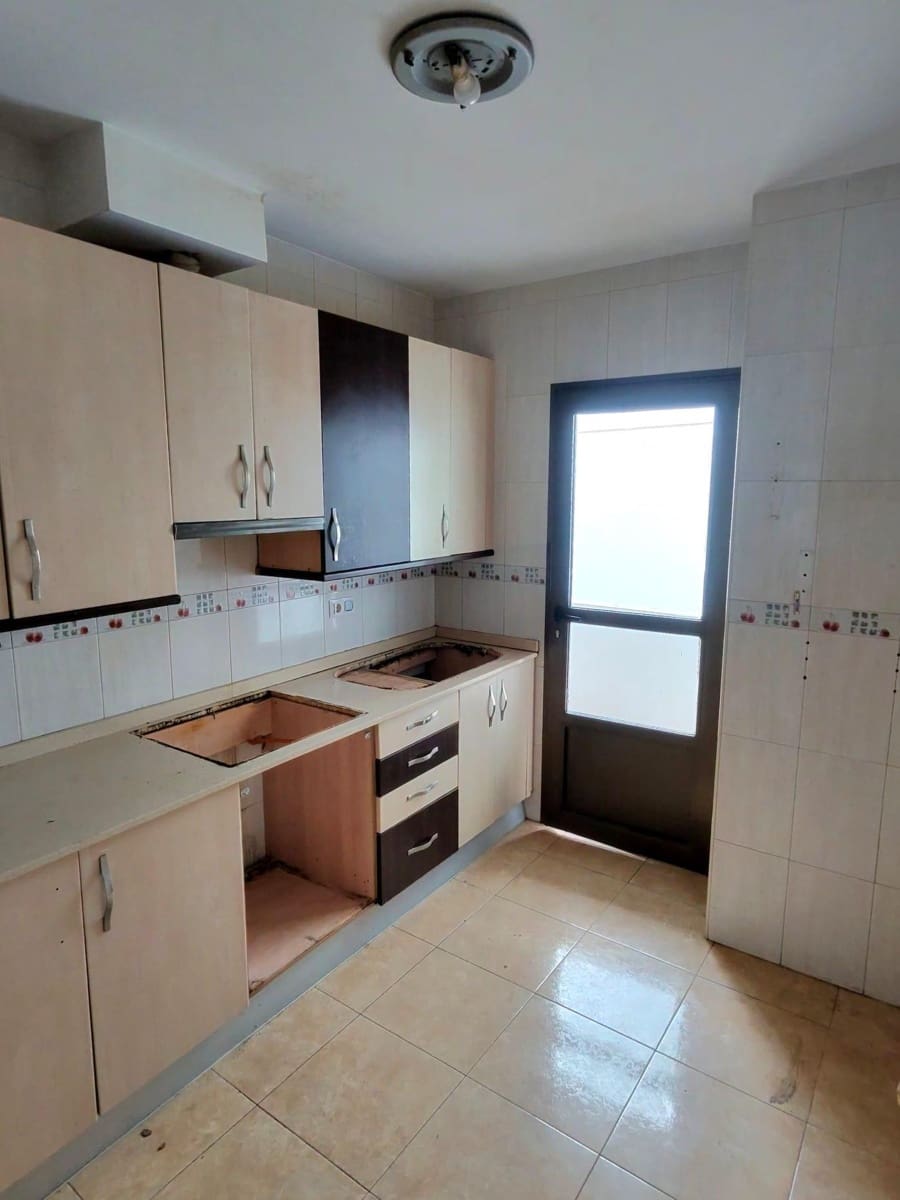 3 bedroom Flat for sale in Puerto del Rosario - € 164,100 (Ref: 9818112)
