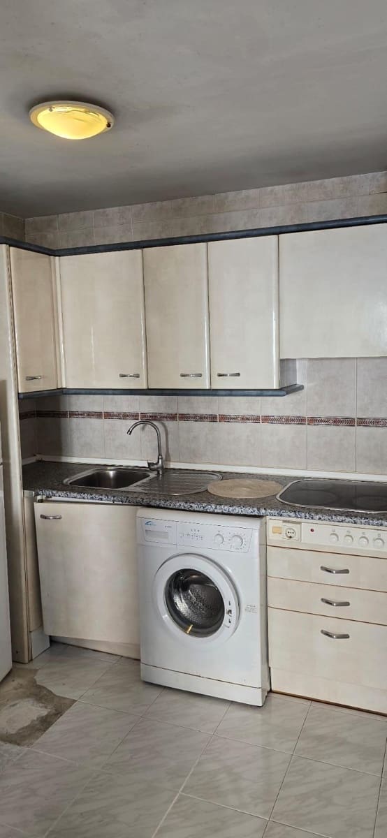 2 bedroom Flat for sale in Corralejo - € 220,000 (Ref: 9831759)