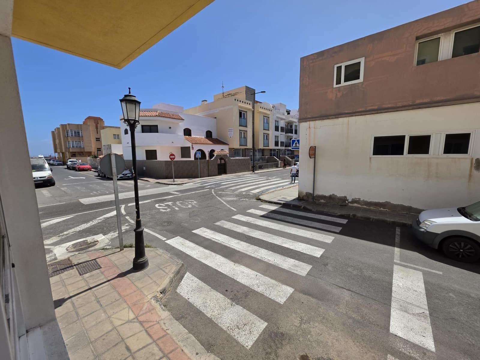 2 bedroom Flat for sale in Corralejo - € 205,000 (Ref: 9831759)
