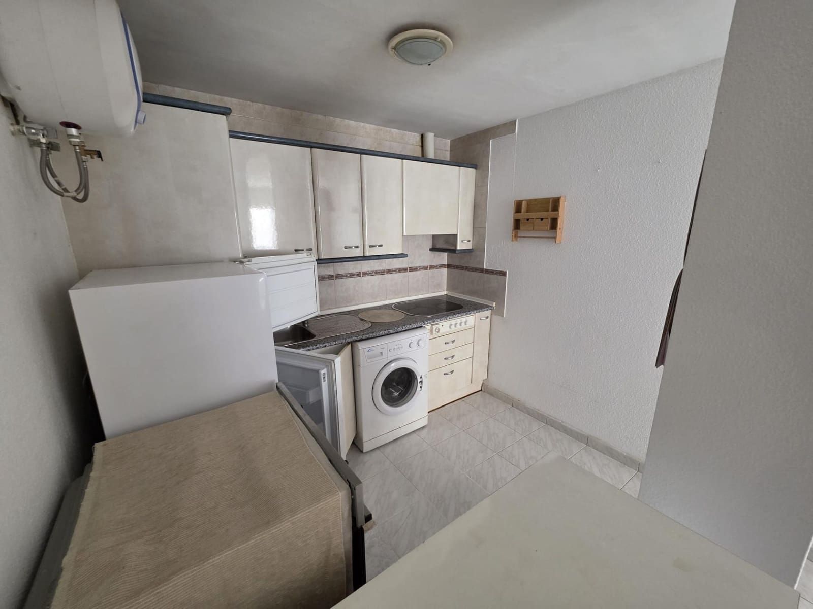 2 bedroom Flat for sale in Corralejo - € 205,000 (Ref: 9831759)