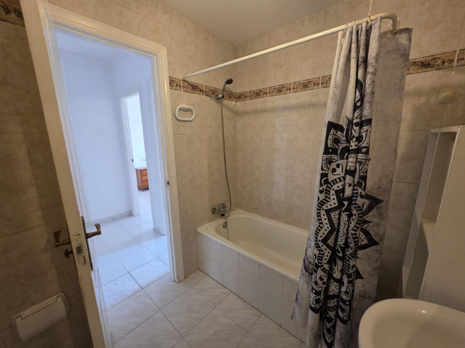 2 bedroom Flat for sale in Corralejo - € 205,000 (Ref: 9831759)