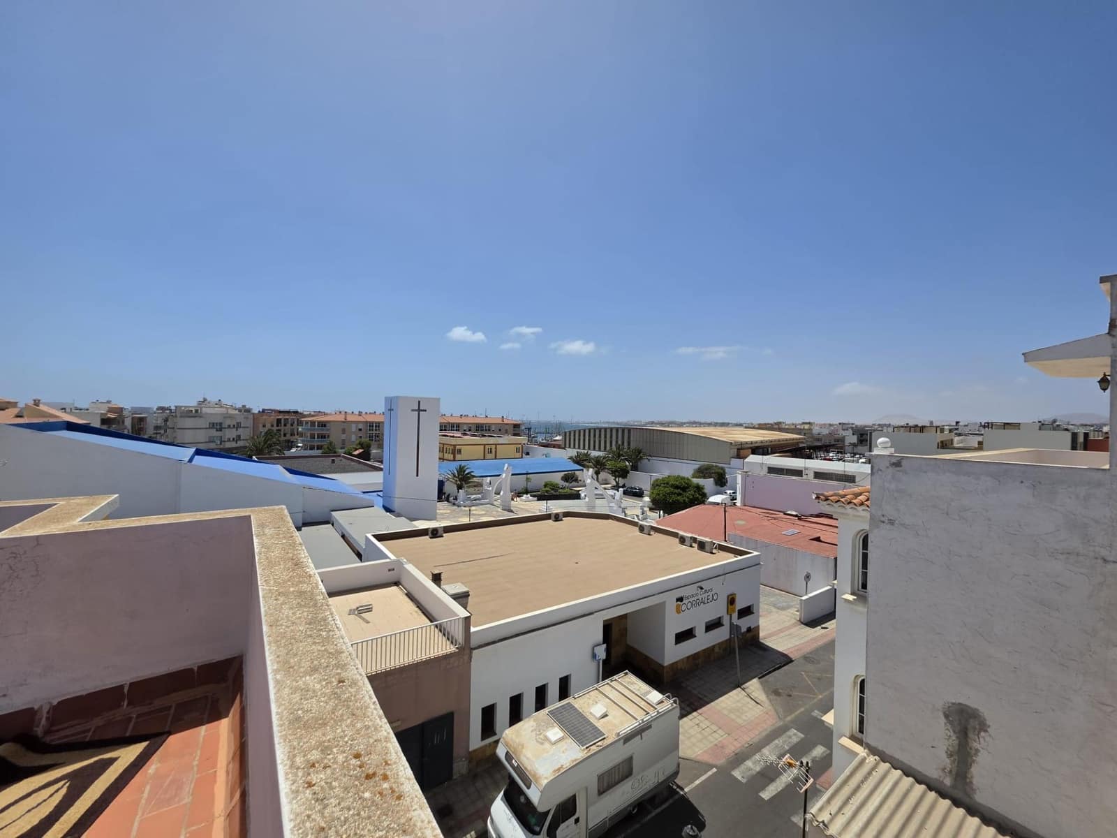 2 bedroom Flat for sale in Corralejo - € 205,000 (Ref: 9831759)