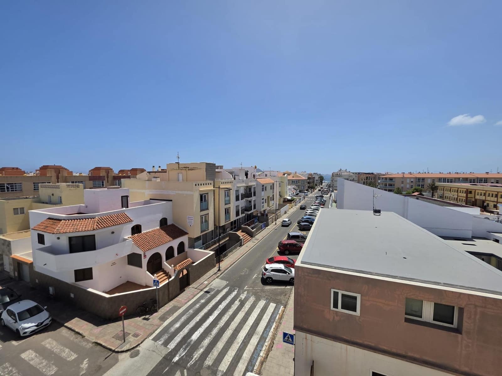 2 bedroom Flat for sale in Corralejo - € 205,000 (Ref: 9831759)