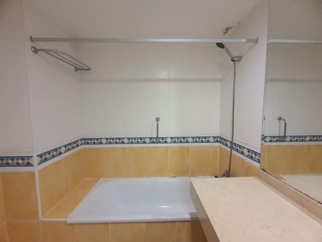 Piso de 1 habitación en Corralejo, La Oliva en venta con piscina - 162.200 € (Ref: 9831760)