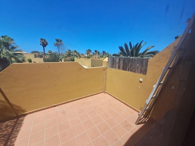 1 chambre Appartement à vendre à Corralejo, La Oliva avec piscine - 152 000 € (Ref: 9855706)