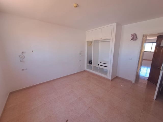 1 chambre Appartement à vendre à Corralejo, La Oliva avec piscine - 152 000 € (Ref: 9855706)
