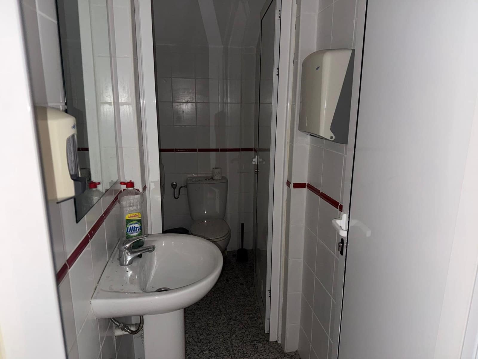 Erhverv til salg i Puerto del Rosario - € 160.000 (Ref: 9862055)