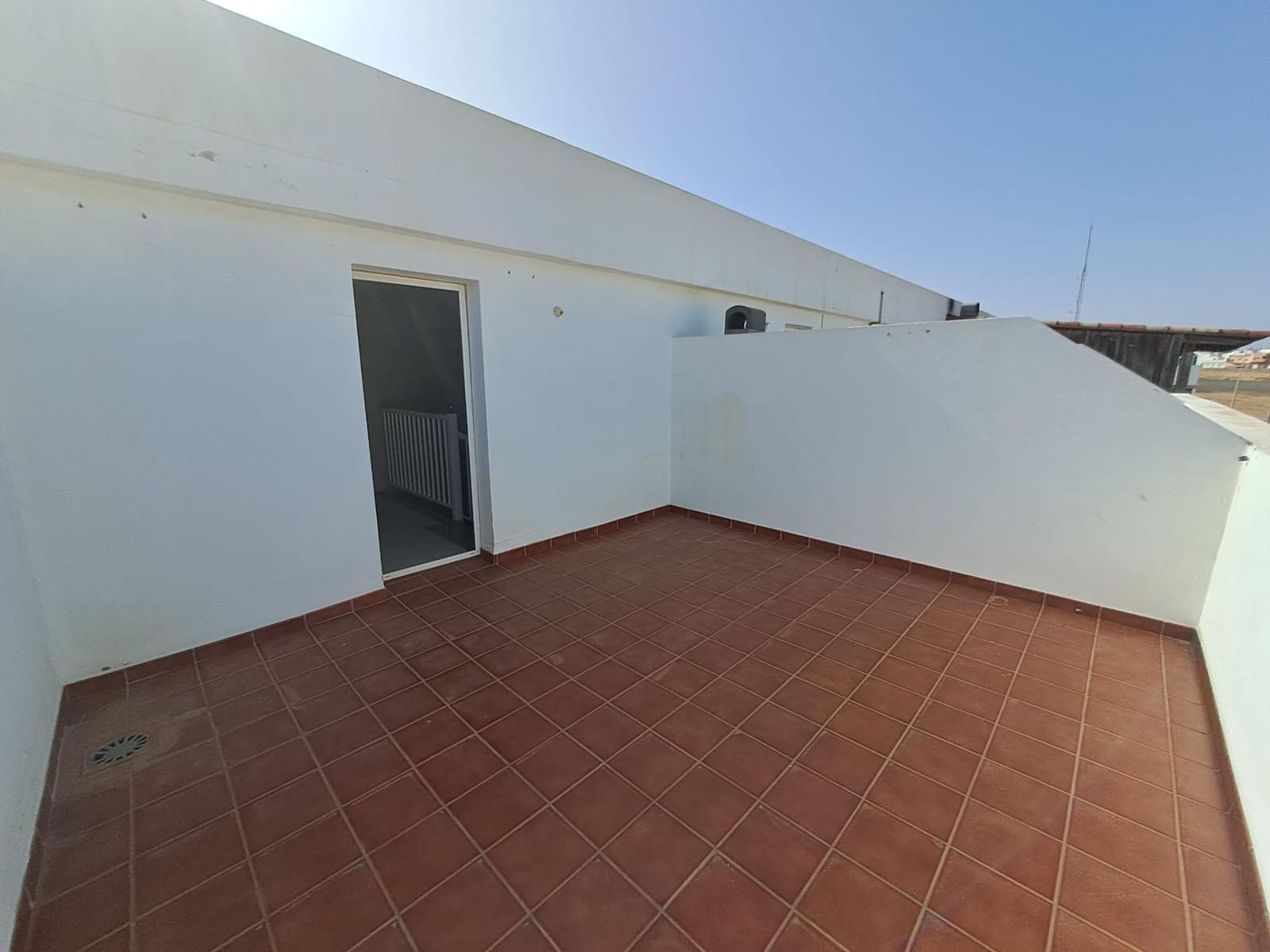 2 bedroom Apartment for sale in Puerto del Rosario - € 165,000 (Ref: 9868836)