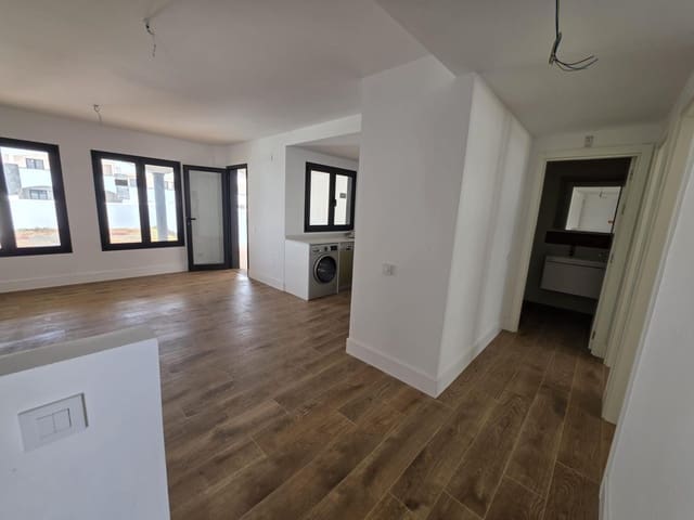 2 quarto Apartamento para venda em Corralejo, La Oliva com piscina - 295 000 € (Ref: 9913381)