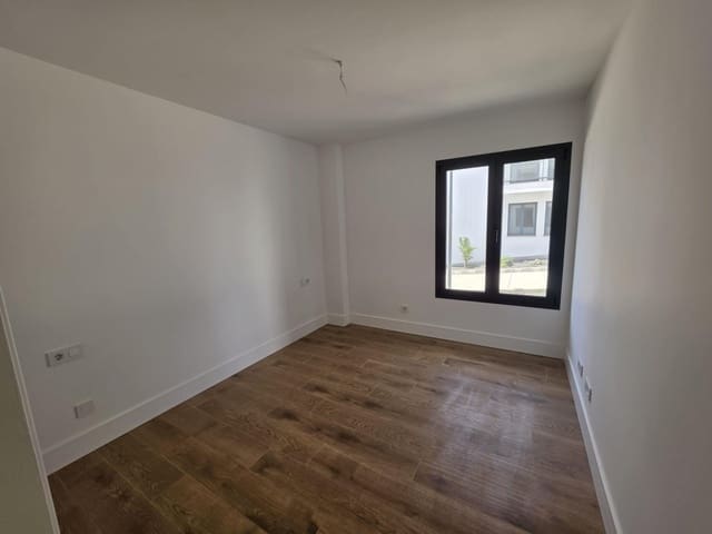 2 quarto Apartamento para venda em Corralejo, La Oliva com piscina - 295 000 € (Ref: 9913381)