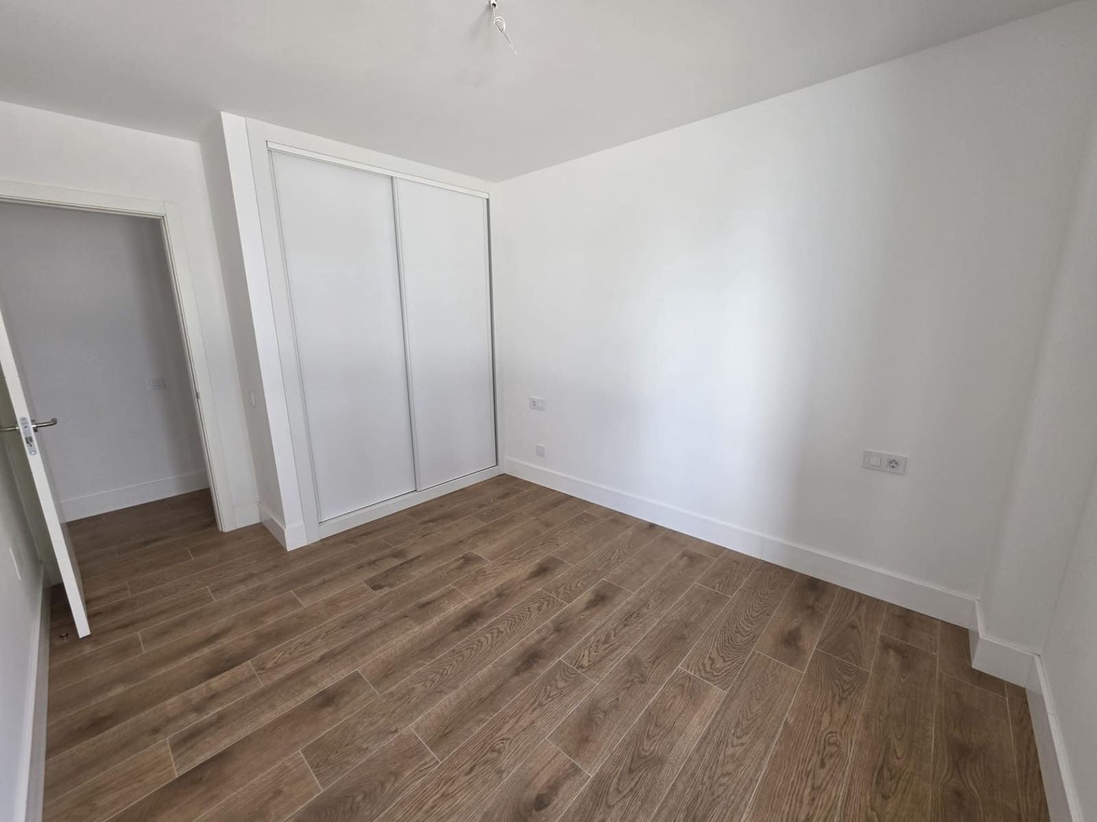 2 bedroom Apartment for sale in Corralejo with pool - € 295,000 (Ref: 9913381)