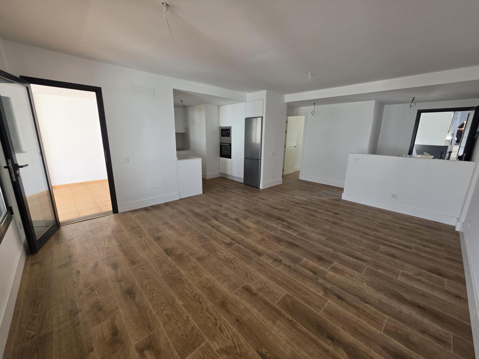 2 bedroom Apartment for sale in Corralejo with pool - € 295,000 (Ref: 9913381)