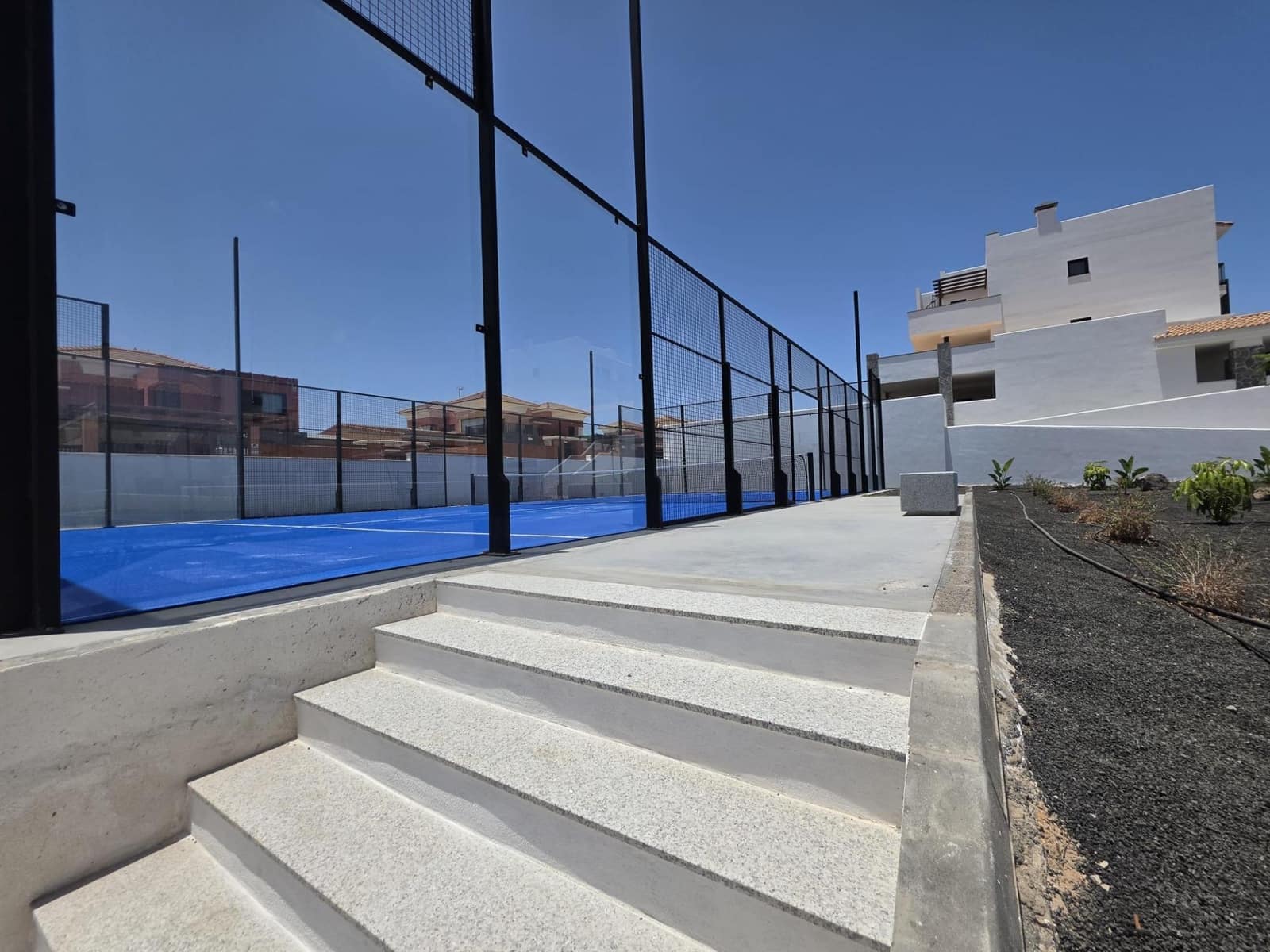 2 bedroom Apartment for sale in Corralejo with pool - € 295,000 (Ref: 9913381)